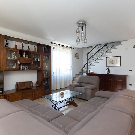 Villa Anna مونْكالييري المظهر الخارجي الصورة